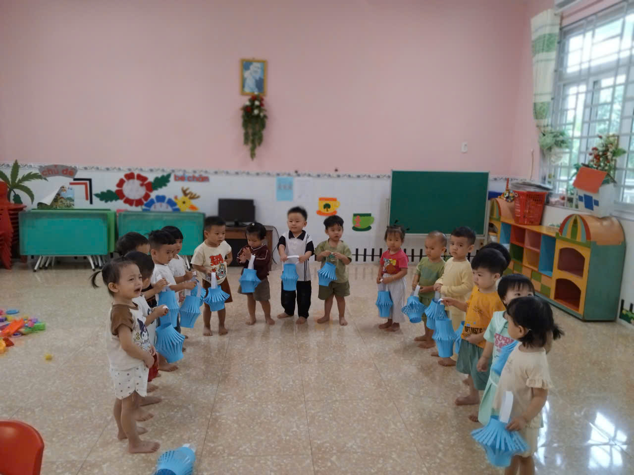 TT NHÀ TRẺ